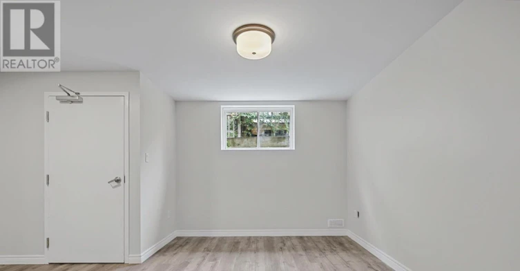 LOWER-4 Emery Street W, London, ON, N6J 1P9 - 13