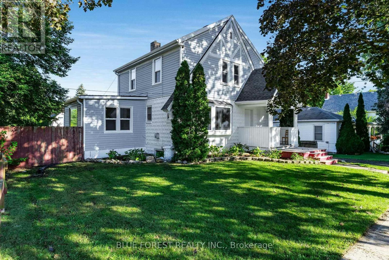 16 York Street E, Chatham-Kent, ON, N0P 2C0
