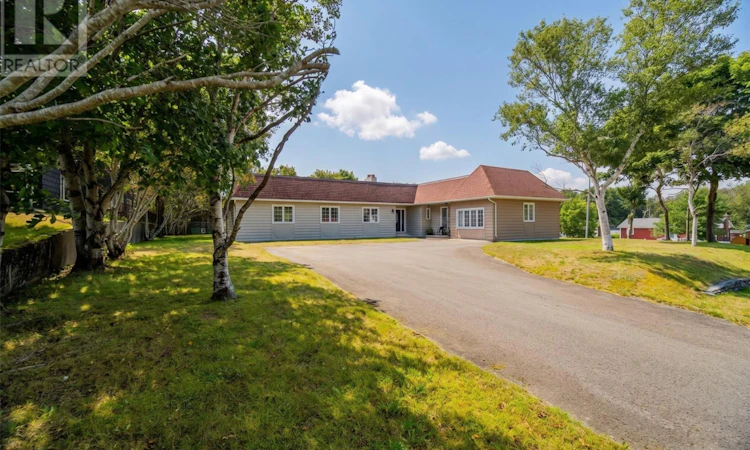 2 Bally Haly Place