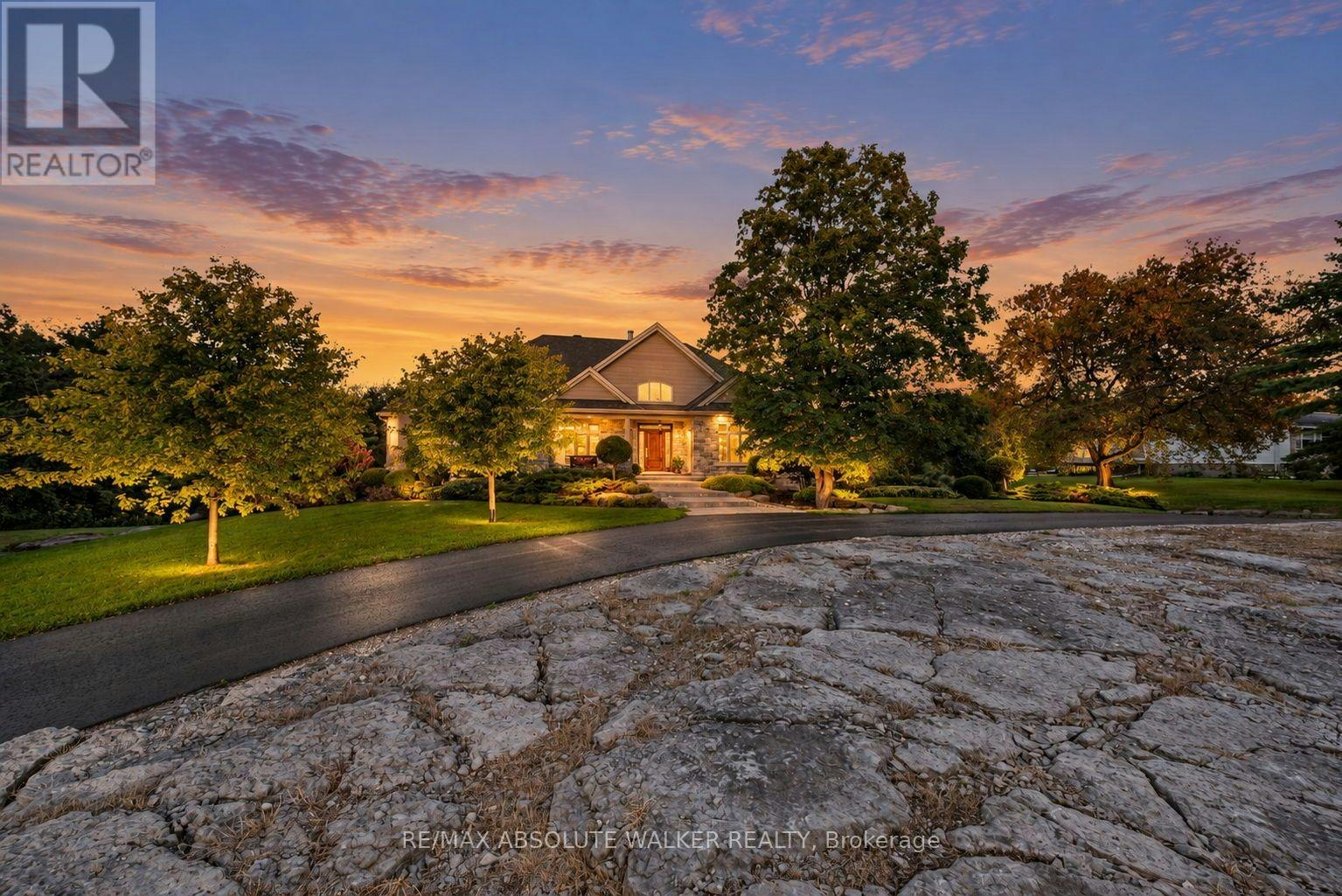 1565 Dunning Road, Cumberland, ON, K4C 1L7