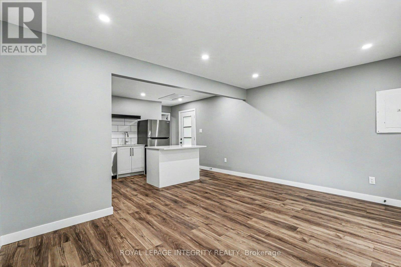 1-1936 Belcourt Boulevard, Ottawa, ON, K1C 1M5 - 8