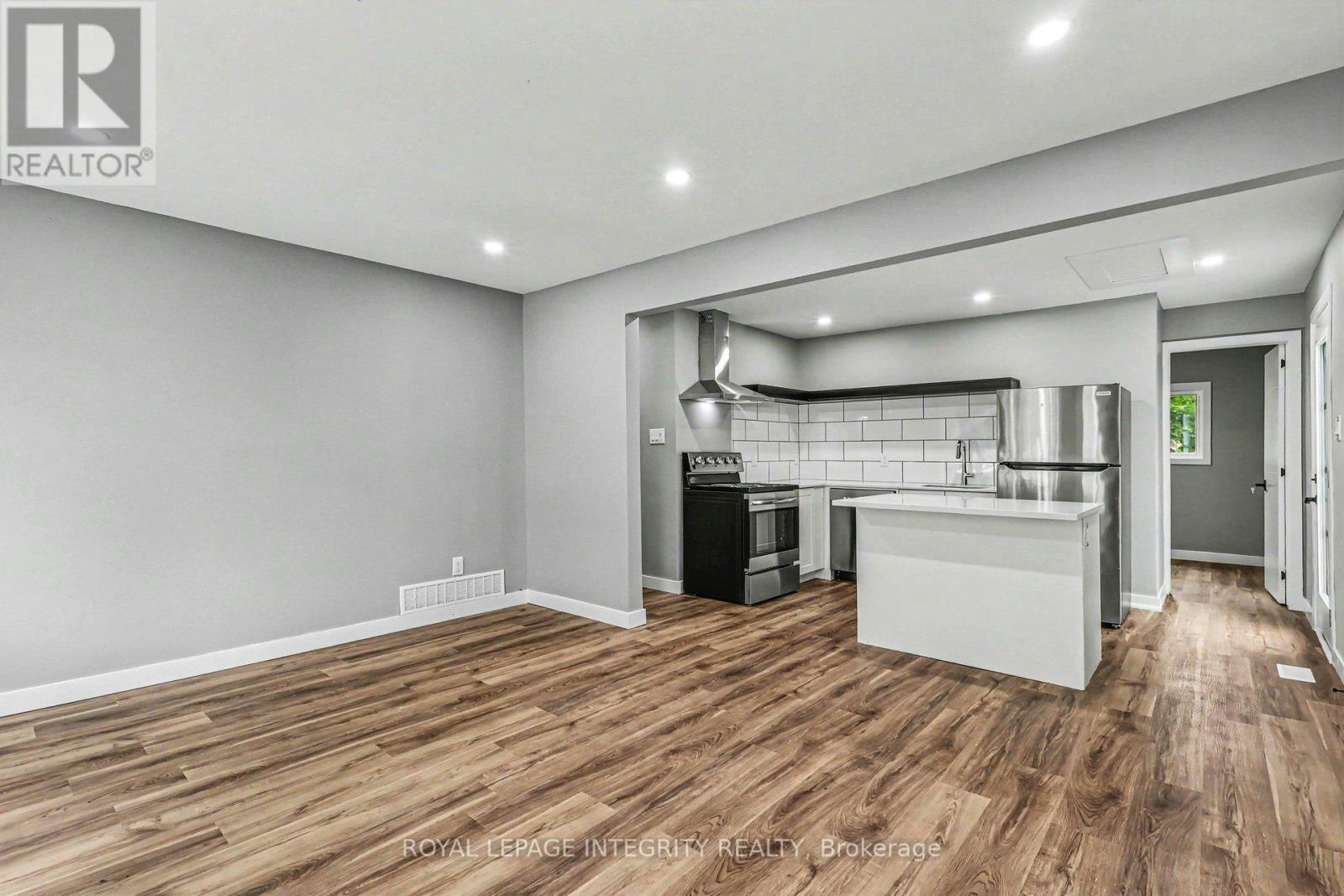 1-1936 Belcourt Boulevard, Ottawa, ON, K1C 1M5 - 7