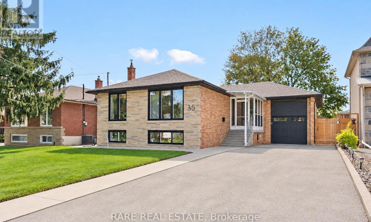 35 Kennard Avenue