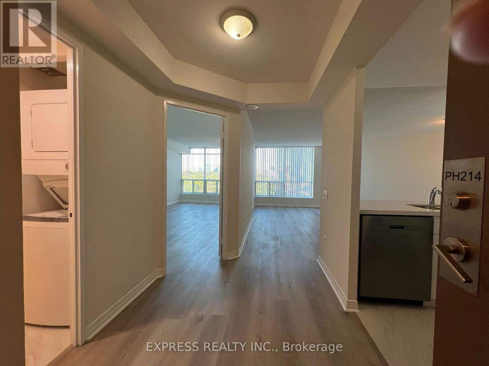 1214-942 Yonge Street, Toronto, ON, M4W 3S8 - 3
