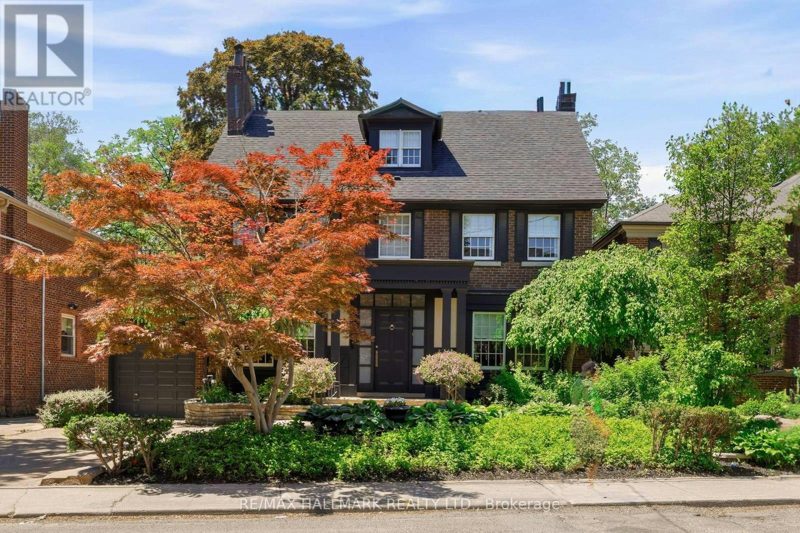 150 Glen Cedar Road, Toronto, ON, M6C 3G5