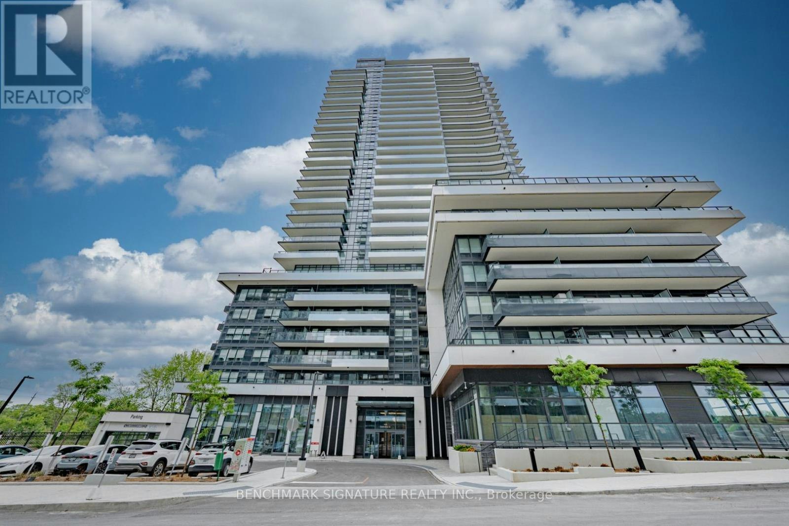 2111-1435 Celebration Drive, Pickering, ON, L1W 0C4