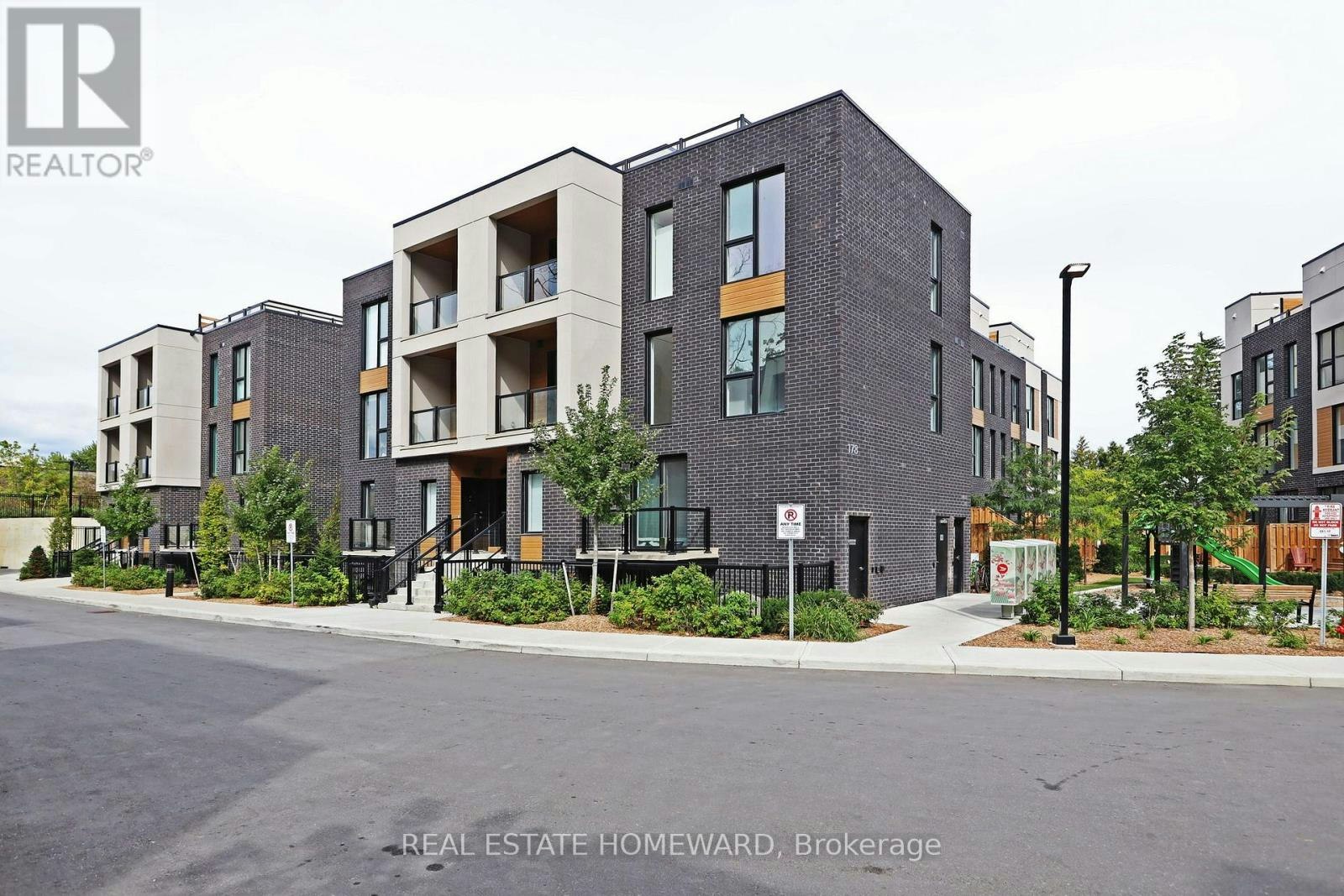 16-178 Clonmore Drive, Toronto, ON, M1N 1Y1
