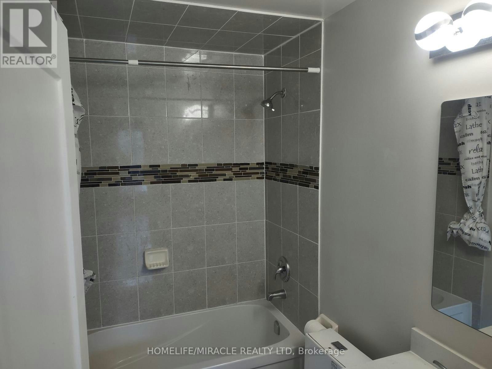 688B Midland Avenue, Toronto, ON, M1K 4C6 - 11