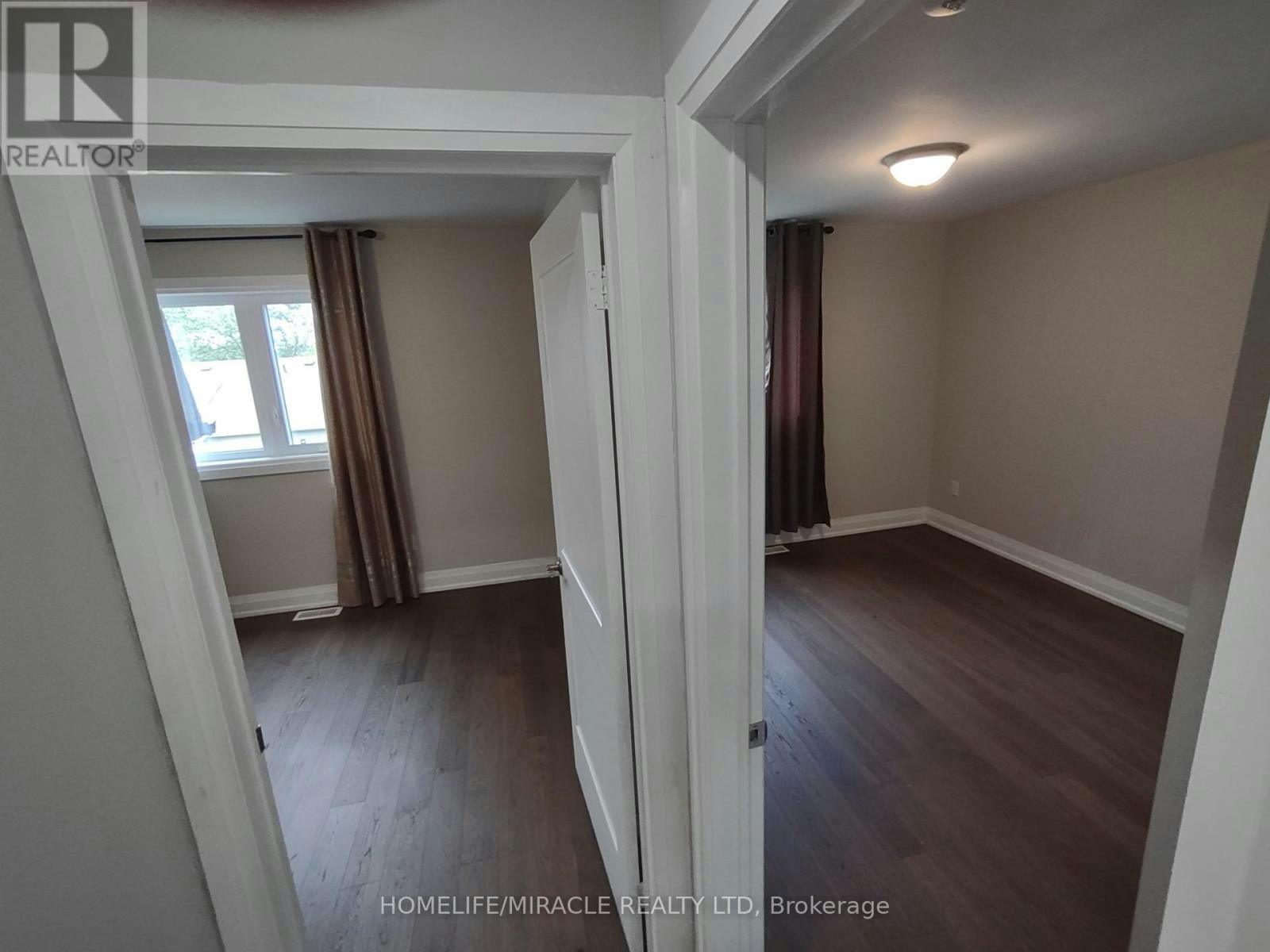 688B Midland Avenue, Toronto, ON, M1K 4C6 - 16