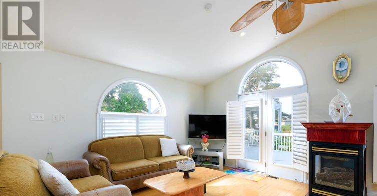 66 Canal Street, Georgina, ON, L4P 1K5 - 10