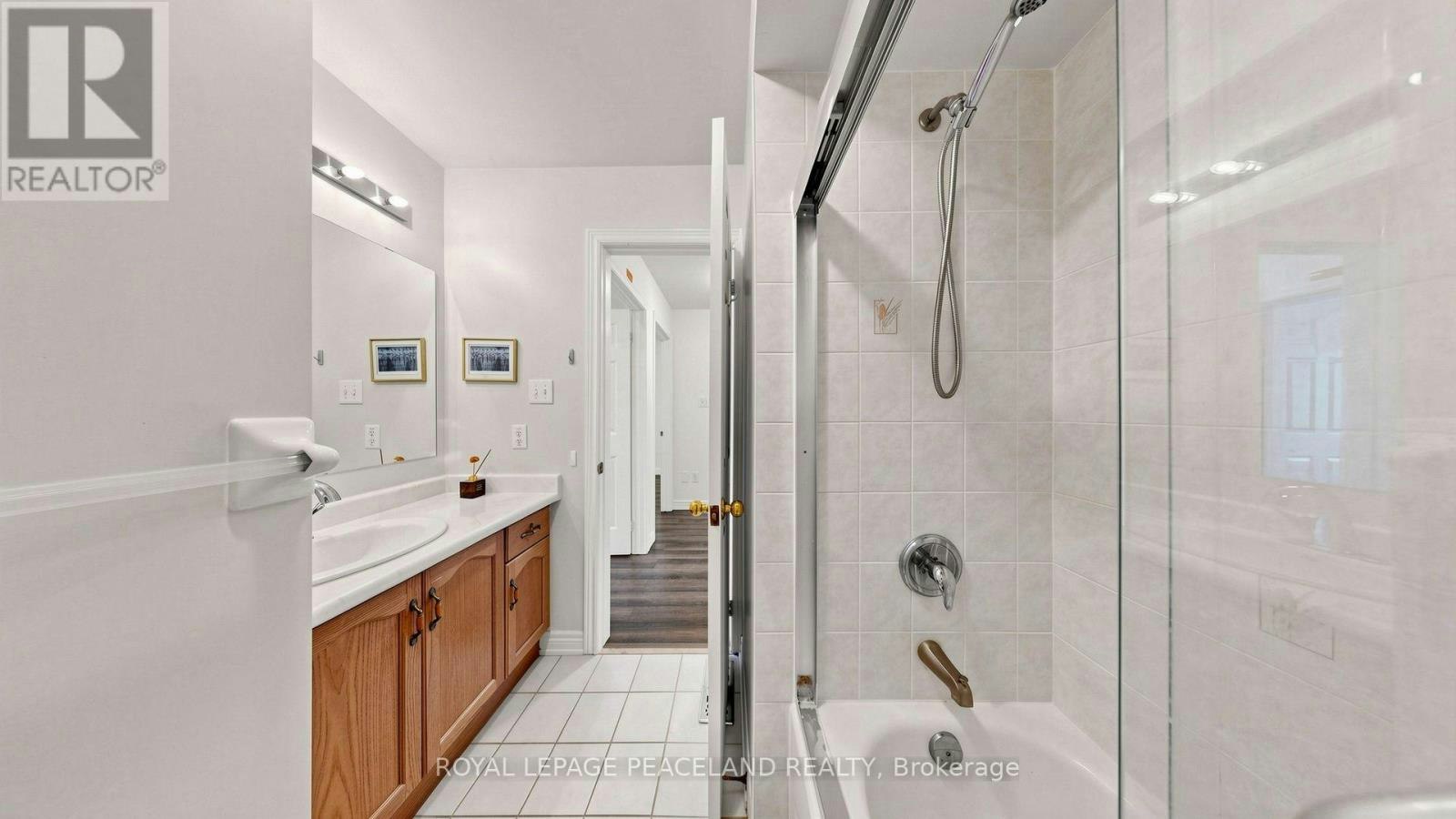246 Farmstead Road, Richmond Hill, ON, L4S 2J8 - 11