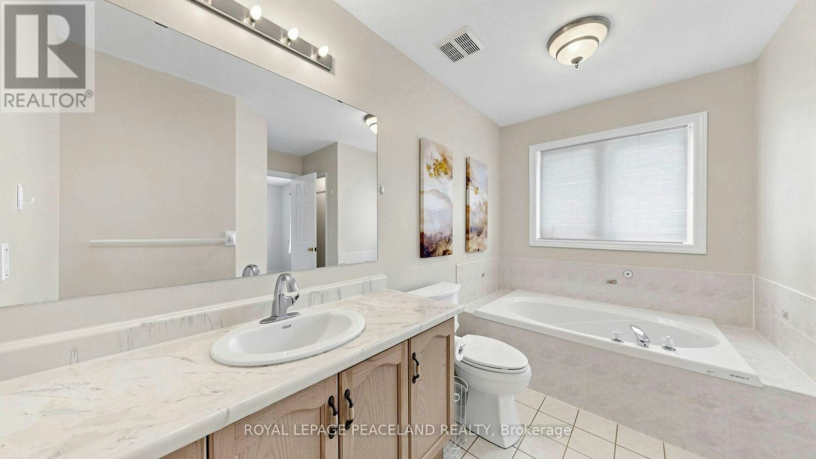 246 Farmstead Road, Richmond Hill, ON, L4S 2J8 - 9