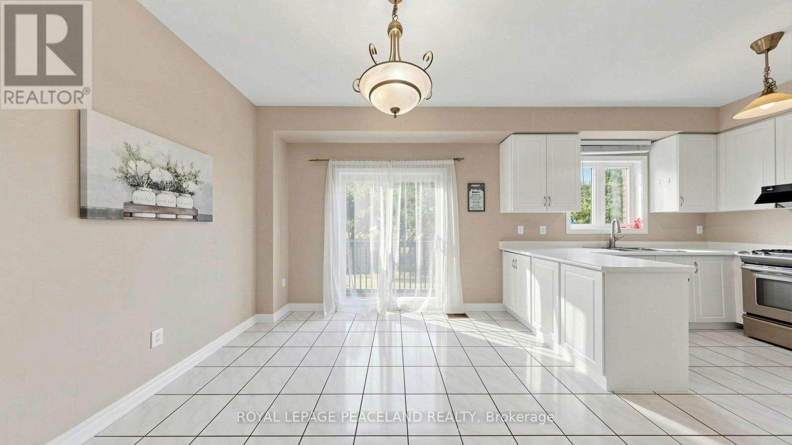 246 Farmstead Road, Richmond Hill, ON, L4S 2J8 5