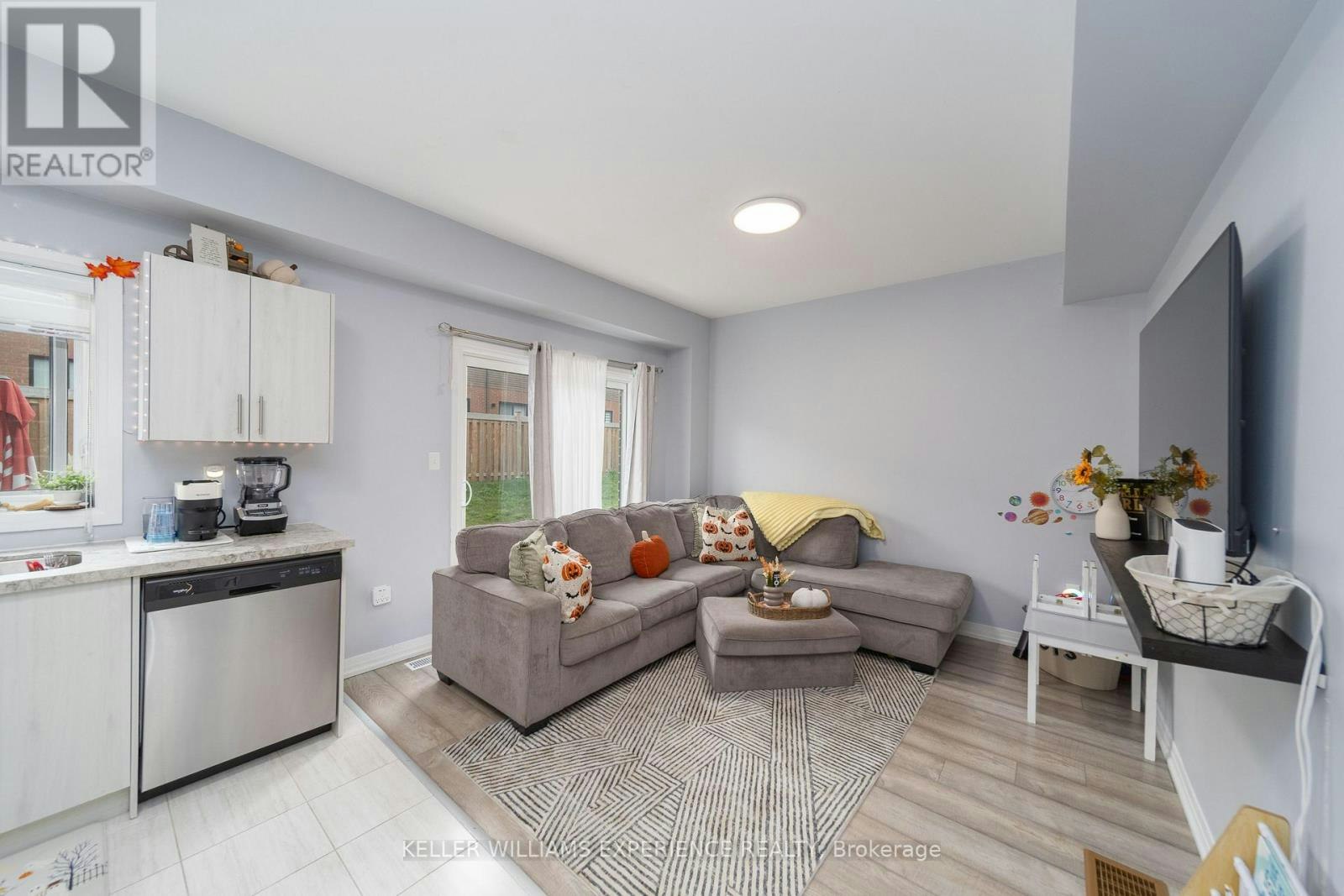 77 Gateland Drive, Barrie, ON, L9J 0N2 - 4