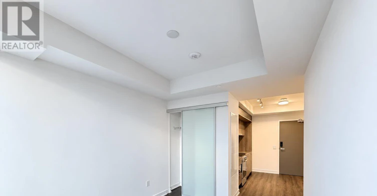 7303-448 Burnhamthorpe Road W, Mississauga, ON, L5B 0R4 - 7