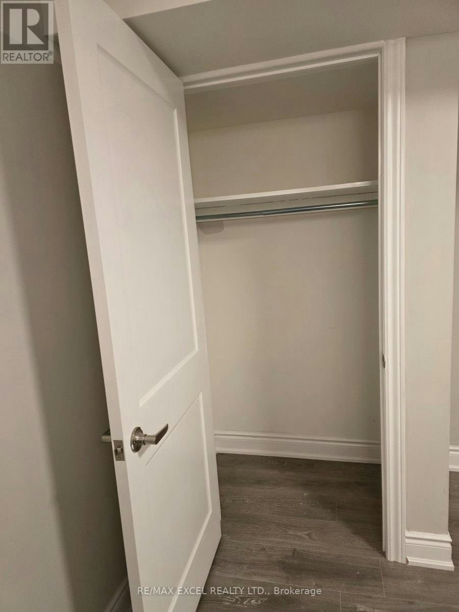 LOWER FLOOR-420 Winfield Terrace, Mississauga, ON, L5R 1P2 - 7