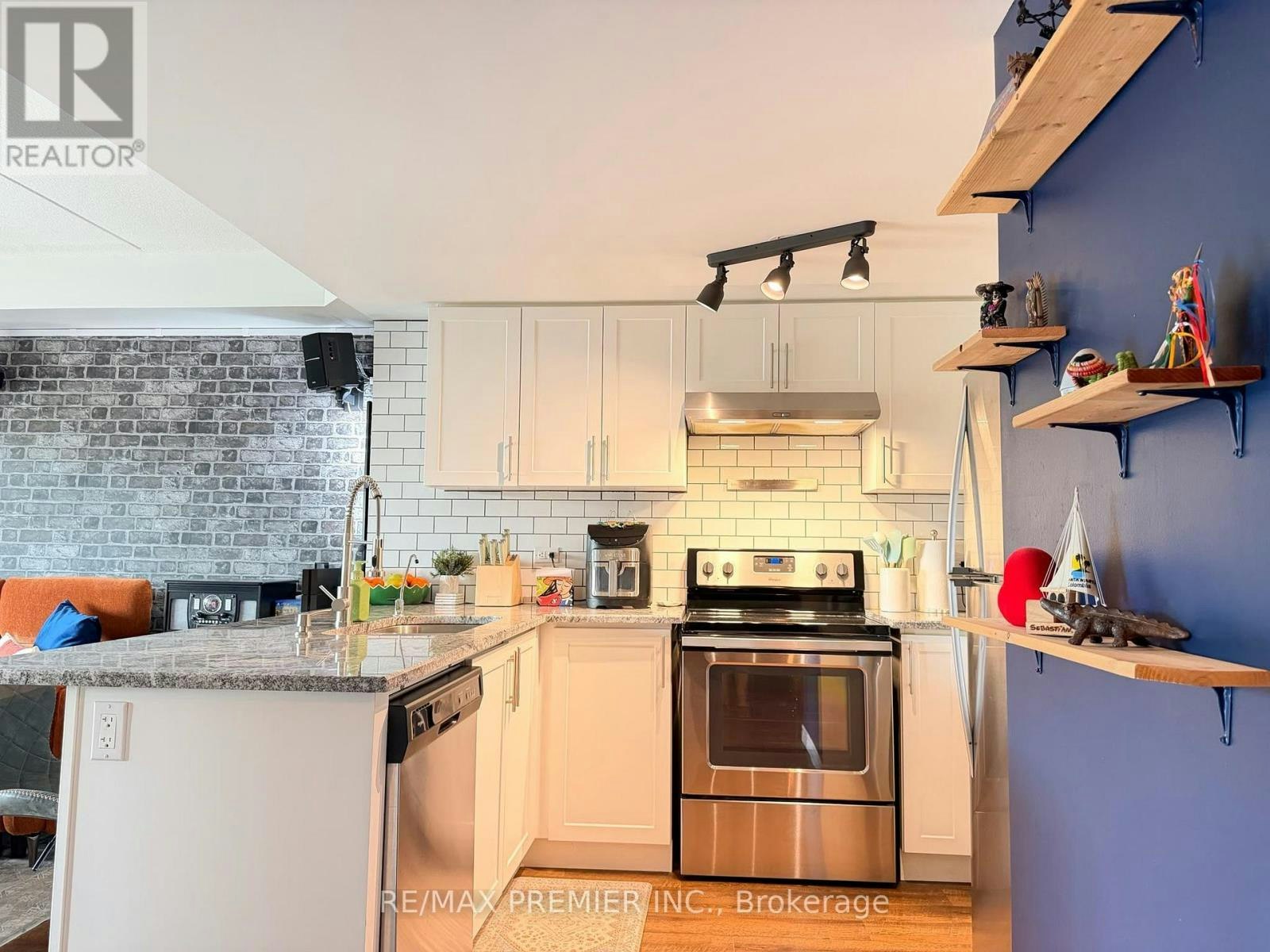 315-7 Kay Crescent, Guelph, ON, N1L 0P9 - 4