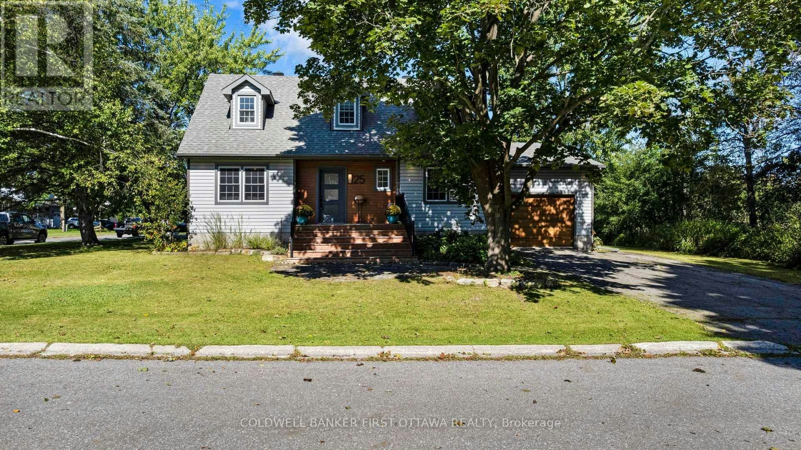 25 Robert Road, Perth, ON, K7H 3L2