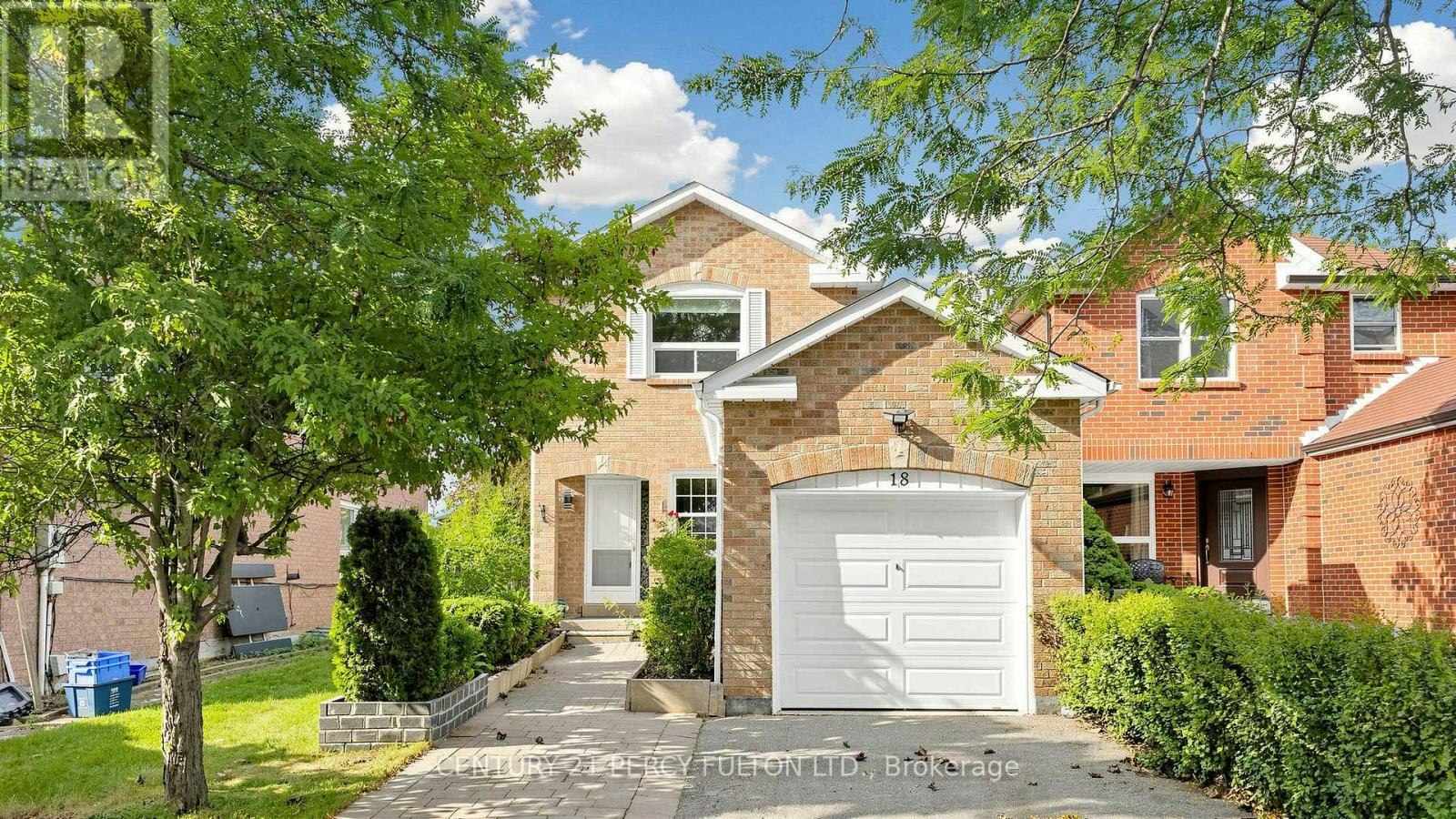 18 Tipton Crescent, Ajax, ON, L1T 2L1
