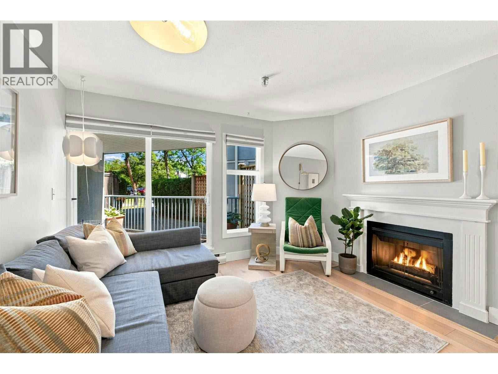 108-2020 W 8th Avenue, Vancouver, BC, V6J 1W5