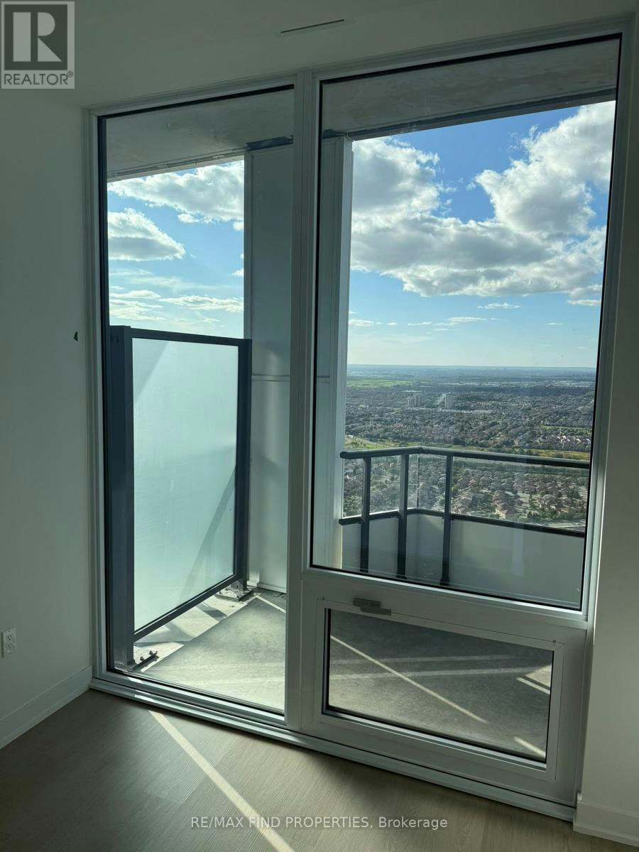5203-448 Burnhamthorpe Road W, Mississauga, ON, L5B 0R4 - 2