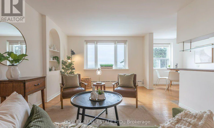 1-2693 Lake Shore Boulevard W