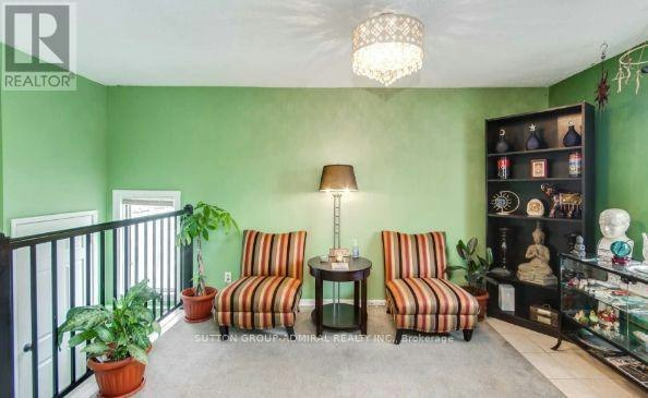 UPPER-2538 Weston Road, Toronto, ON, M9N 2A6 - 9