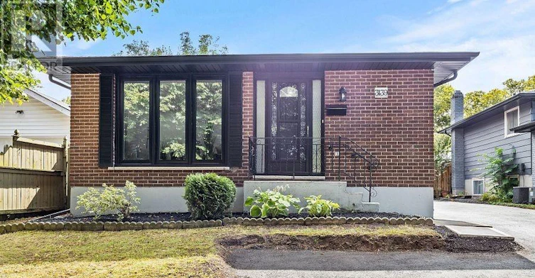 MAIN-3139 Secord Place, Niagara Falls, ON, L2J 3K5 - 2