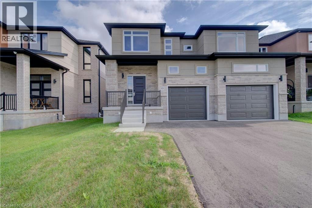 10 Munn Crescent, Brant, ON, N3L 0N3