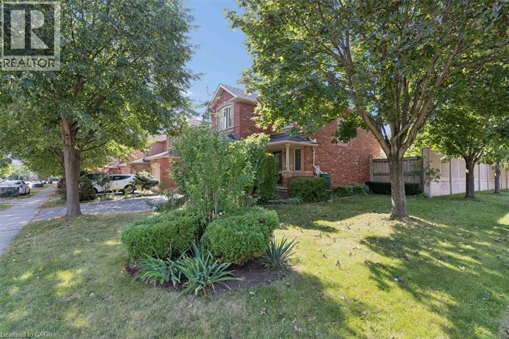 2524 Logan Avenue, Oakville, ON, L6H 6S2