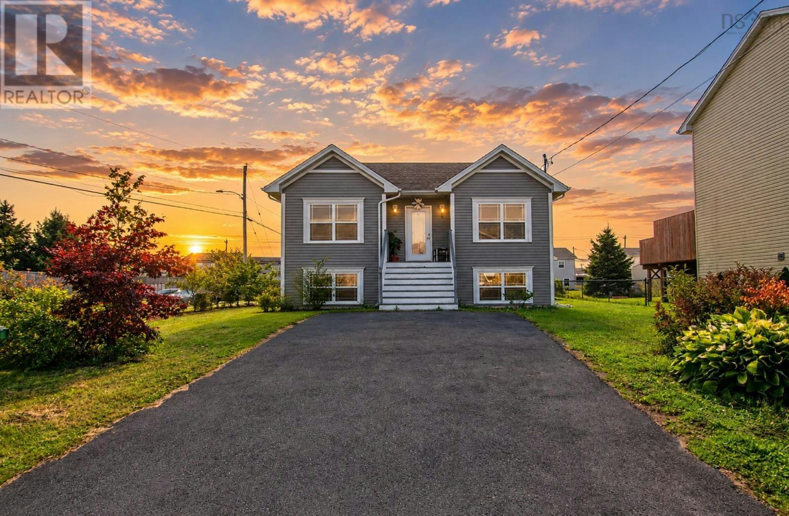 4 Takouhie Court, Eastern Passage, NS, B3G 0C6
