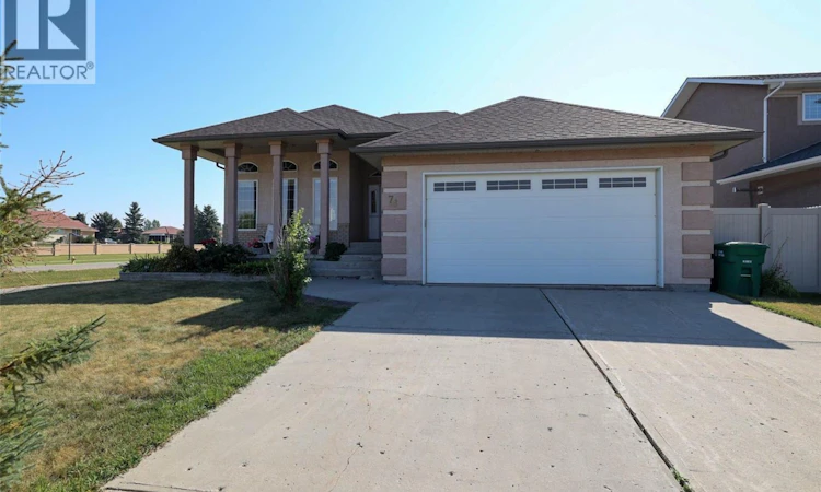 78 Woods Crescent