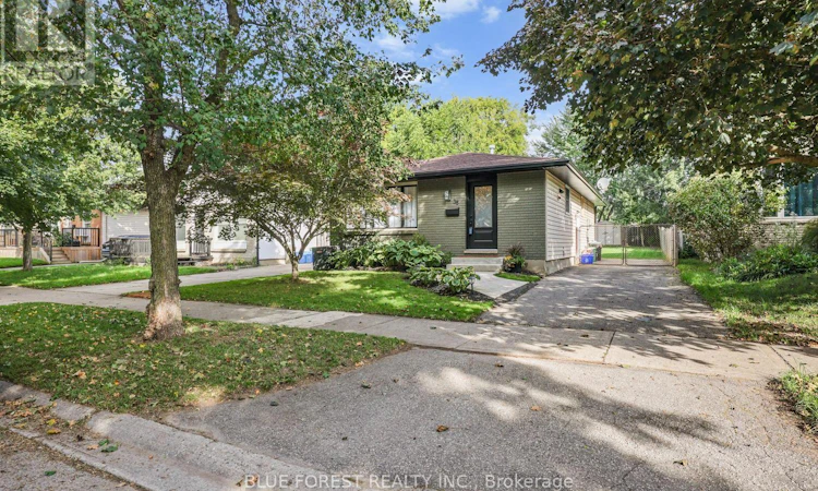 38 Stroud Crescent