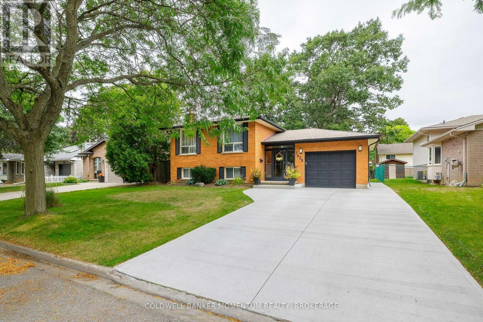 7439 Nasrullah Crescent, Niagara Falls, ON, L2H 2M4