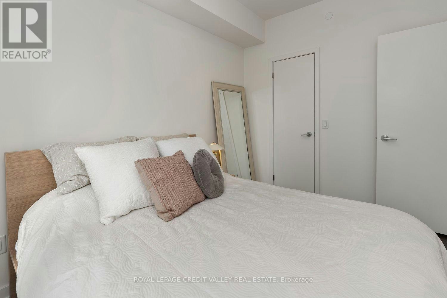 2710-89 Church Street, Toronto, ON, M5C 0B7 - 18