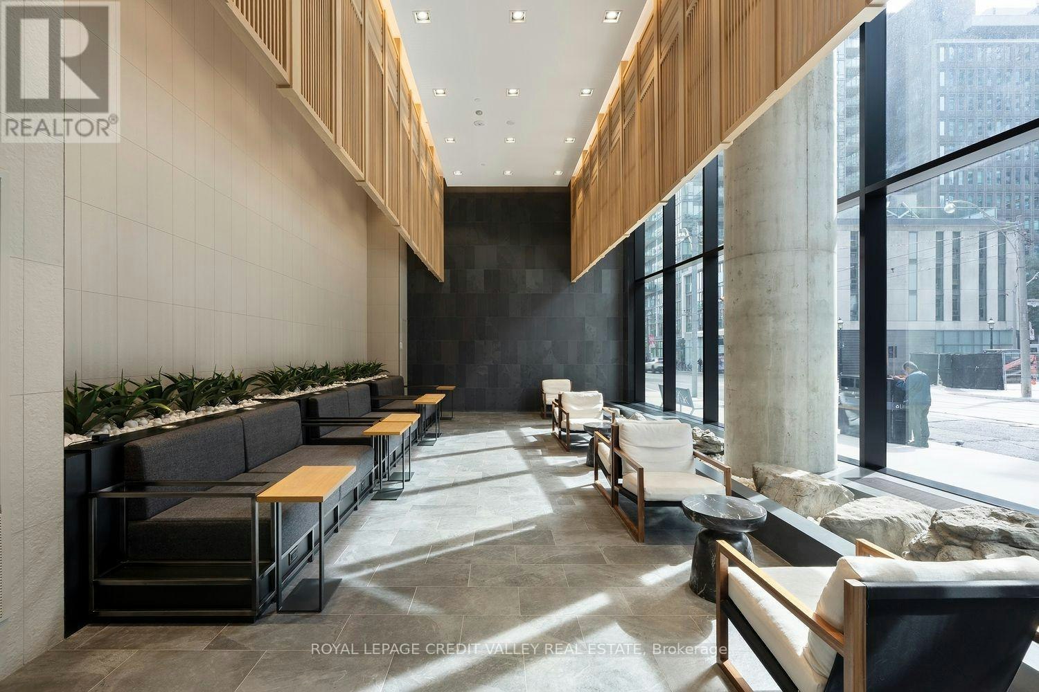 2710-89 Church Street, Toronto, ON, M5C 0B7 - 2