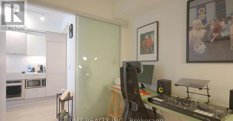 1521-19 Western Battery Road, Toronto, ON, M6K 3S4 - 14