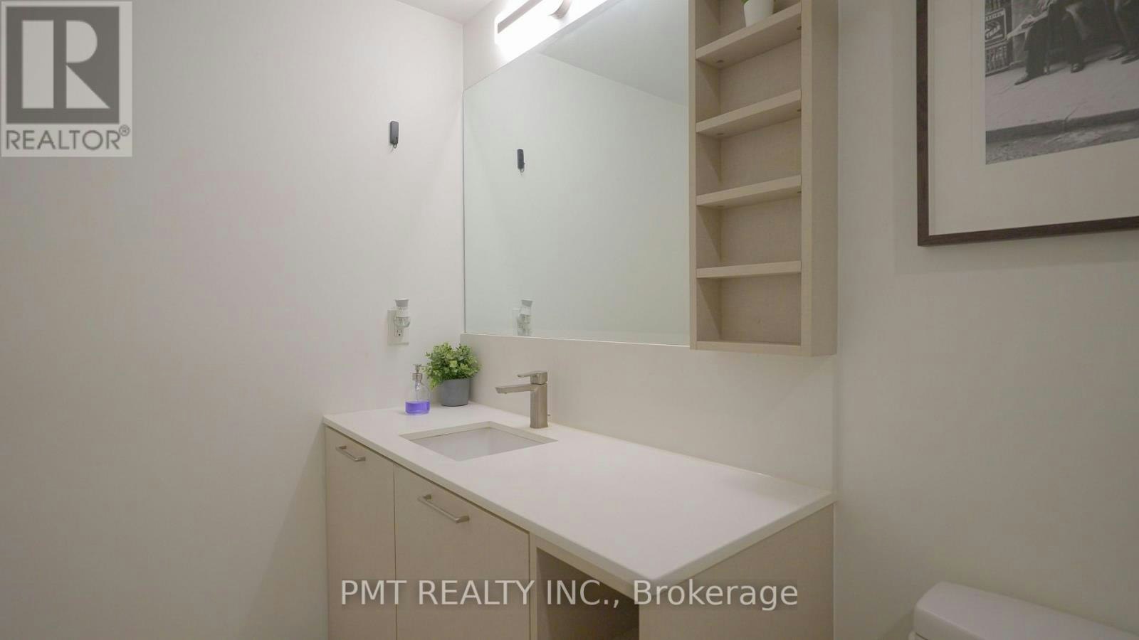 1521-19 Western Battery Road, Toronto, ON, M6K 3S4 - 12