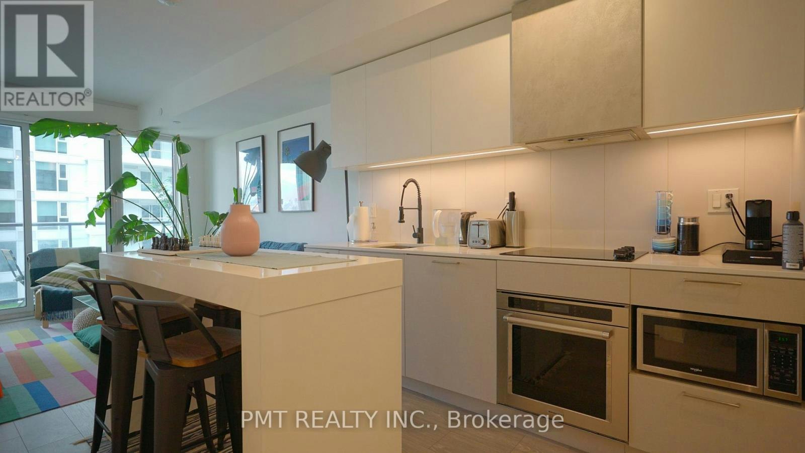 1521-19 Western Battery Road, Toronto, ON, M6K 3S4 - 6