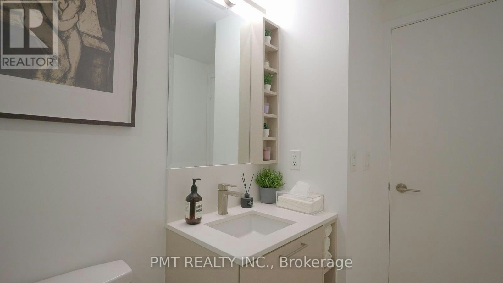 1521-19 Western Battery Road, Toronto, ON, M6K 3S4 - 17
