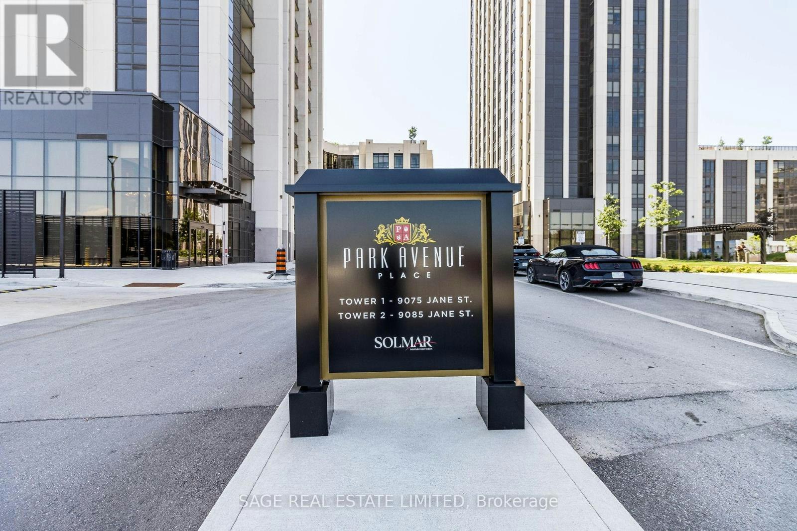 111-9085 Jane Street, Vaughan, ON, L4K 0L8 - 2