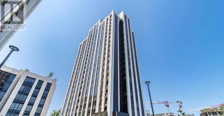 111-9085 Jane Street, Vaughan, ON, L4K 0L8