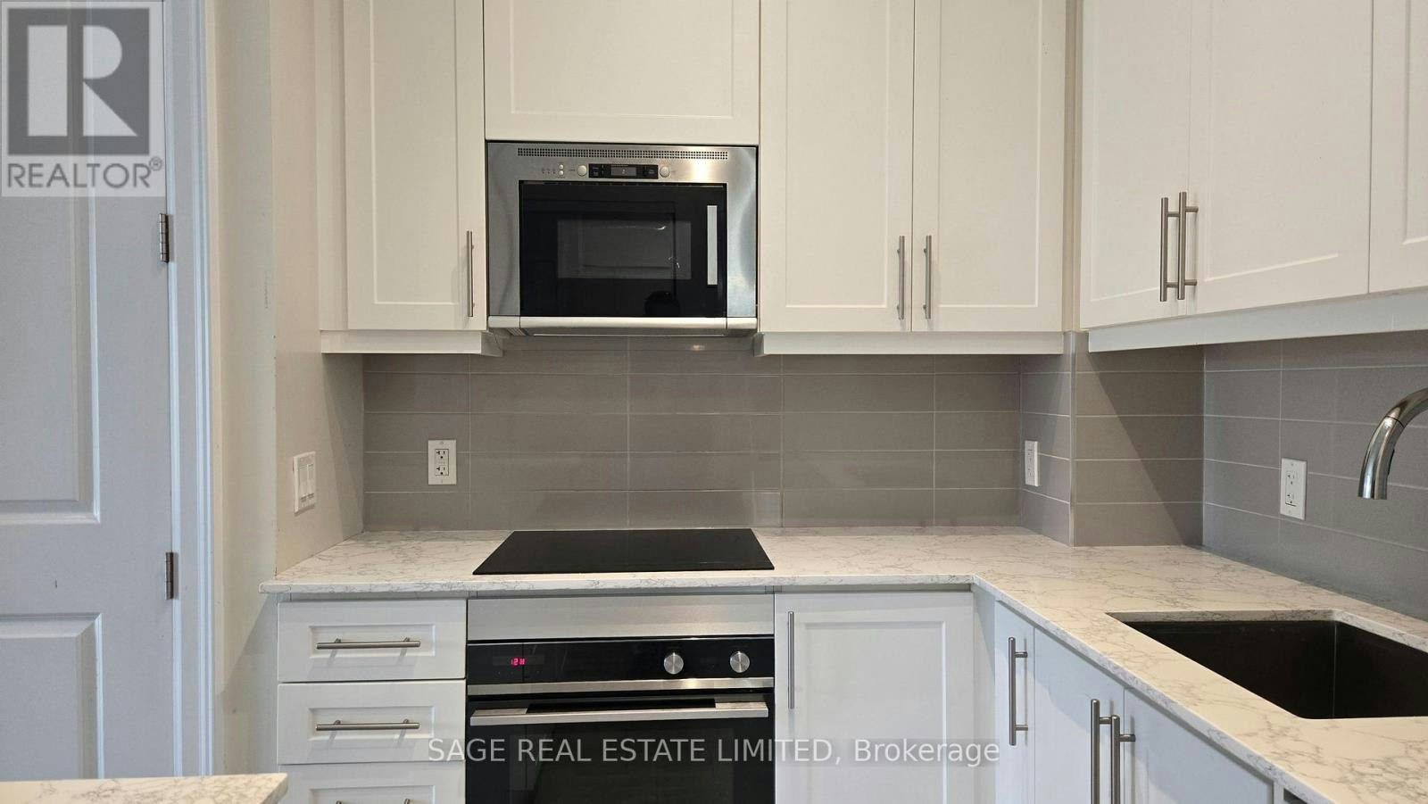 111-9085 Jane Street, Vaughan, ON, L4K 0L8 - 8