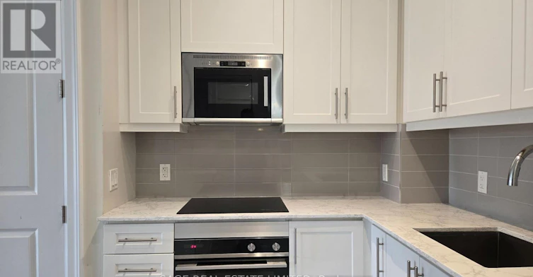 111-9085 Jane Street, Vaughan, ON, L4K 0L8 - 8