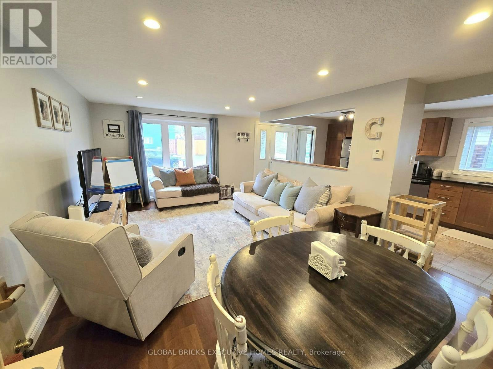 MAIN-27 Browning Trail, Barrie, ON, L4N 5A5 - 7