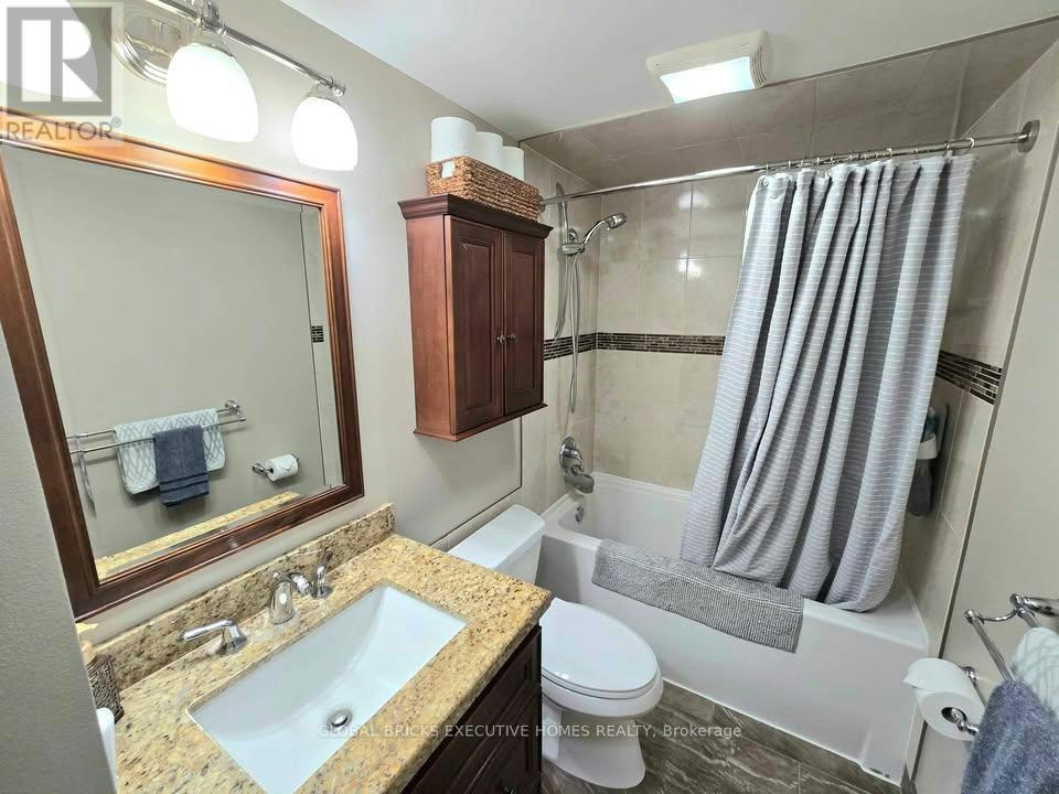 MAIN-27 Browning Trail, Barrie, ON, L4N 5A5 - 11