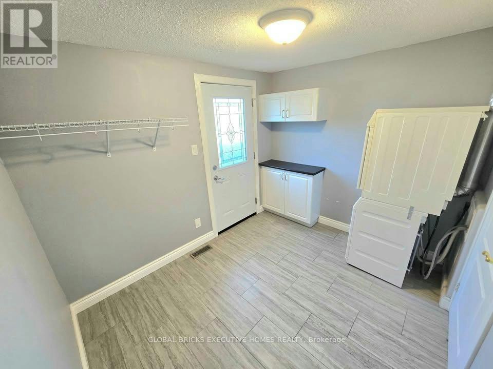 MAIN-27 Browning Trail, Barrie, ON, L4N 5A5 - 21