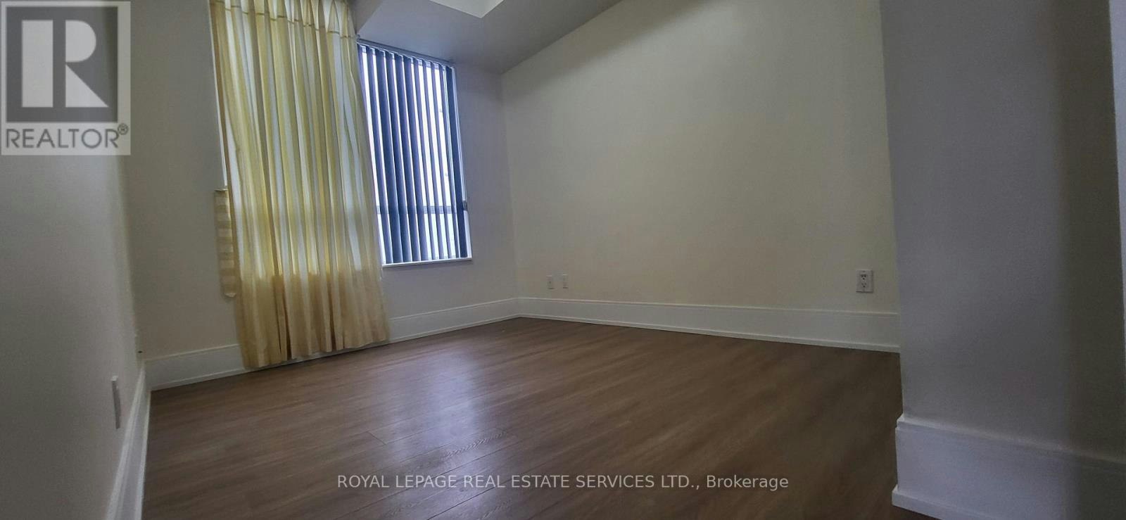 2109-330 Burnhamthorpe Road W, Mississauga, ON, L5B 0E1 - 10