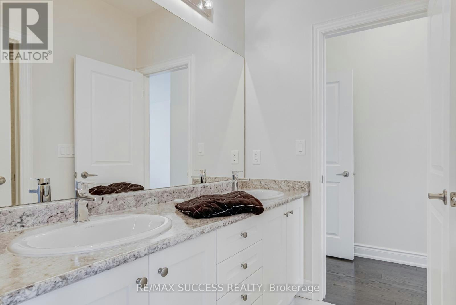 62 Threshing Mill Boulevard, Oakville, ON, L6H 7C5 - 33