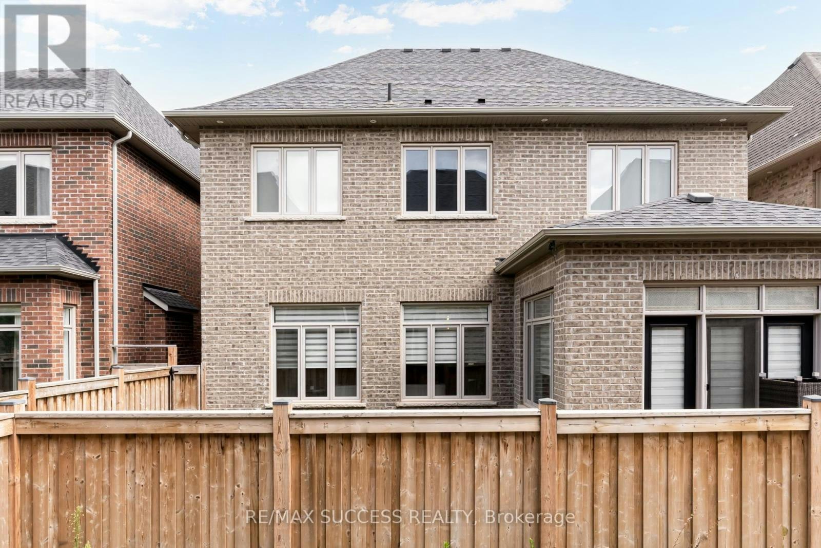 62 Threshing Mill Boulevard, Oakville, ON, L6H 7C5 - 44